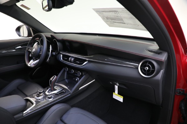 New 2023 Alfa Romeo Stelvio Estrema for sale $63,465 at Bugatti of Greenwich in Greenwich CT 06830 23