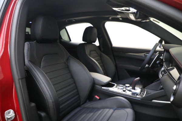 New 2023 Alfa Romeo Stelvio Estrema for sale $63,465 at Bugatti of Greenwich in Greenwich CT 06830 26