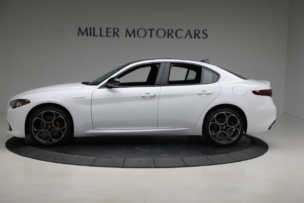 New 2023 Alfa Romeo Giulia Veloce for sale Sold at Bugatti of Greenwich in Greenwich CT 06830 3