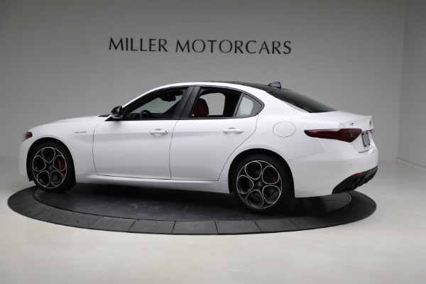 New 2023 Alfa Romeo Giulia Veloce for sale Sold at Bugatti of Greenwich in Greenwich CT 06830 4