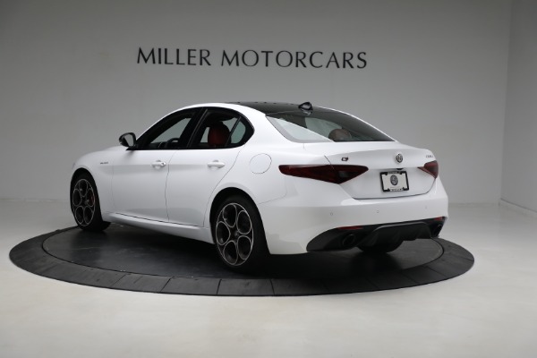 New 2023 Alfa Romeo Giulia Veloce for sale Sold at Bugatti of Greenwich in Greenwich CT 06830 5