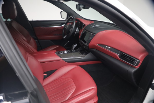 Used 2023 Maserati Levante GT for sale $42,900 at Bugatti of Greenwich in Greenwich CT 06830 16