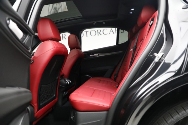 New 2023 Alfa Romeo Stelvio Veloce for sale $62,350 at Bugatti of Greenwich in Greenwich CT 06830 18