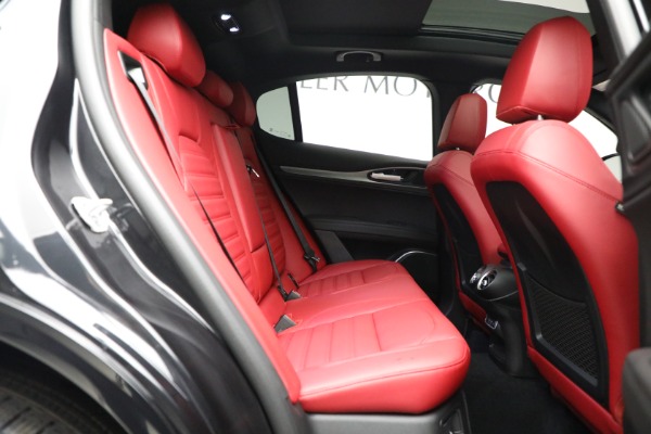 New 2023 Alfa Romeo Stelvio Veloce for sale $62,350 at Bugatti of Greenwich in Greenwich CT 06830 20