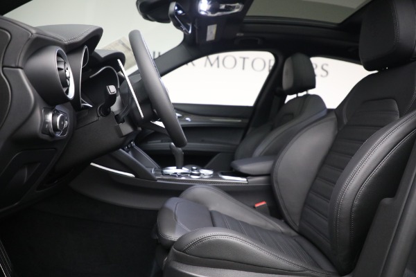 New 2023 Alfa Romeo Stelvio Quadrifoglio for sale $91,670 at Bugatti of Greenwich in Greenwich CT 06830 14