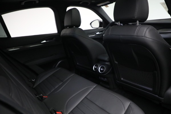 New 2023 Alfa Romeo Stelvio Quadrifoglio for sale $91,670 at Bugatti of Greenwich in Greenwich CT 06830 22
