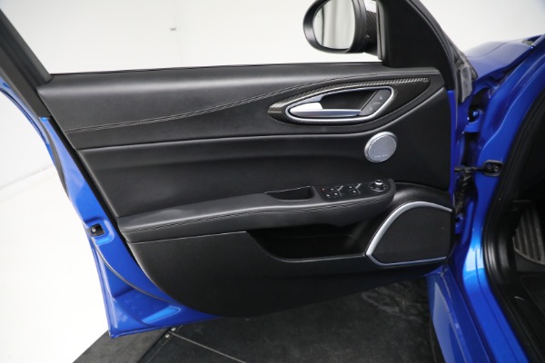 Used 2019 Alfa Romeo Giulia Ti Sport Carbon for sale $34,900 at Bugatti of Greenwich in Greenwich CT 06830 16