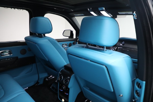 Used 2022 Rolls-Royce Black Badge Cullinan for sale $395,900 at Bugatti of Greenwich in Greenwich CT 06830 22