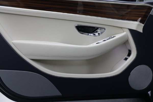 New 2023 Bentley Continental GTC V8 for sale $291,225 at Bugatti of Greenwich in Greenwich CT 06830 28