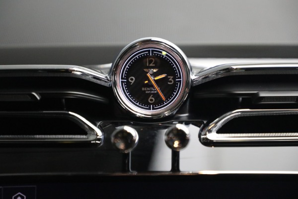 New 2023 Bentley Bentayga Speed for sale $319,875 at Bugatti of Greenwich in Greenwich CT 06830 24