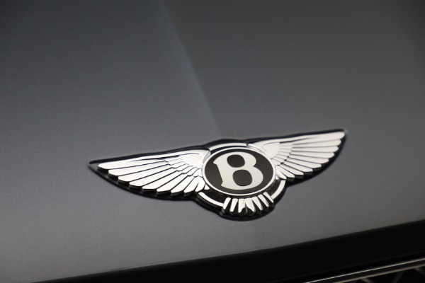 New 2023 Bentley Bentayga V8 for sale $230,170 at Bugatti of Greenwich in Greenwich CT 06830 14