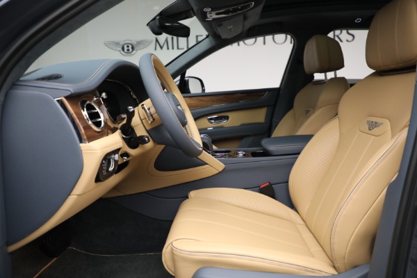 New 2023 Bentley Bentayga V8 for sale $230,170 at Bugatti of Greenwich in Greenwich CT 06830 18
