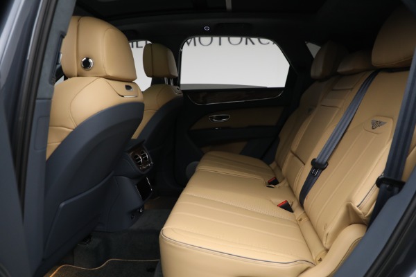 New 2023 Bentley Bentayga V8 for sale $230,170 at Bugatti of Greenwich in Greenwich CT 06830 22