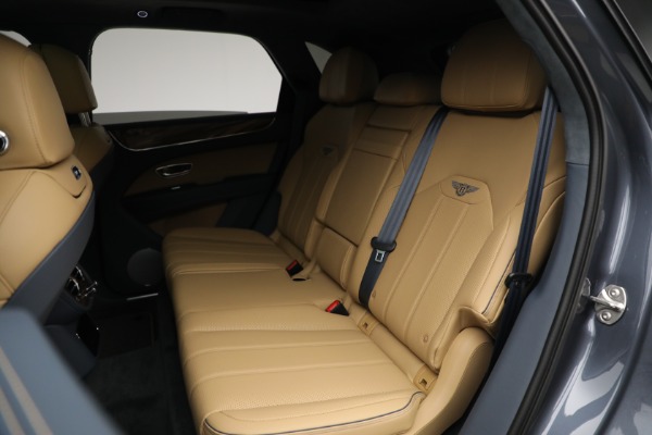 New 2023 Bentley Bentayga V8 for sale $230,170 at Bugatti of Greenwich in Greenwich CT 06830 23