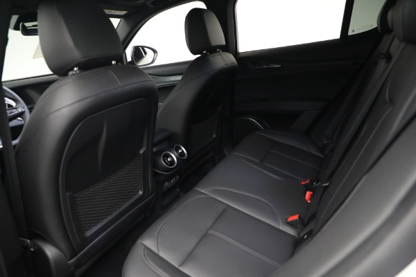 New 2023 Alfa Romeo Stelvio Sprint for sale $51,665 at Bugatti of Greenwich in Greenwich CT 06830 17