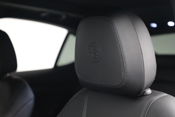 New 2023 Alfa Romeo Stelvio Sprint for sale $51,665 at Bugatti of Greenwich in Greenwich CT 06830 27