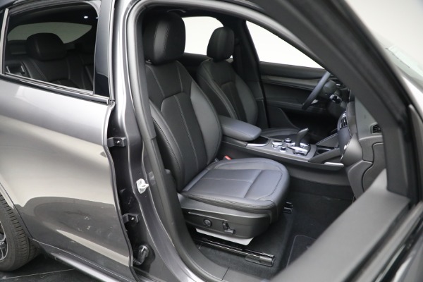 New 2023 Alfa Romeo Stelvio Ti for sale $55,980 at Bugatti of Greenwich in Greenwich CT 06830 18