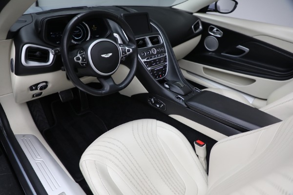 Used 2019 Aston Martin DB11 Volante for sale $145,900 at Bugatti of Greenwich in Greenwich CT 06830 19