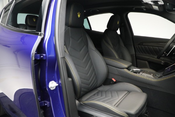 New 2023 Maserati Grecale Modena for sale $79,995 at Bugatti of Greenwich in Greenwich CT 06830 17