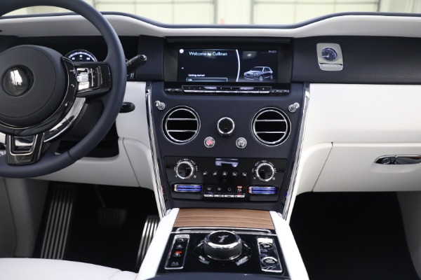 New 2023 Rolls-Royce Cullinan for sale Call for price at Bugatti of Greenwich in Greenwich CT 06830 28