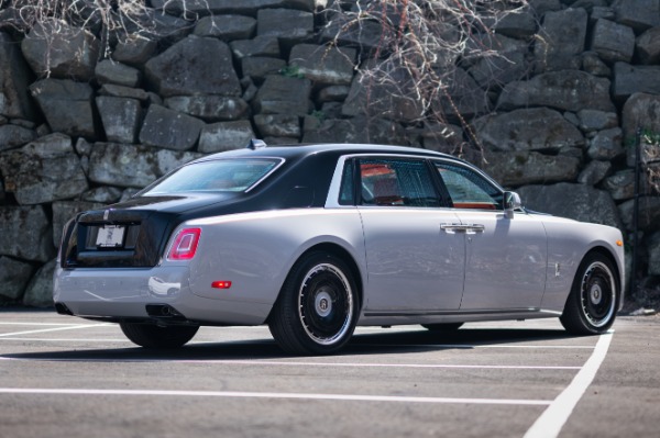 New 2023 Rolls-Royce Phantom EWB for sale Sold at Bugatti of Greenwich in Greenwich CT 06830 5