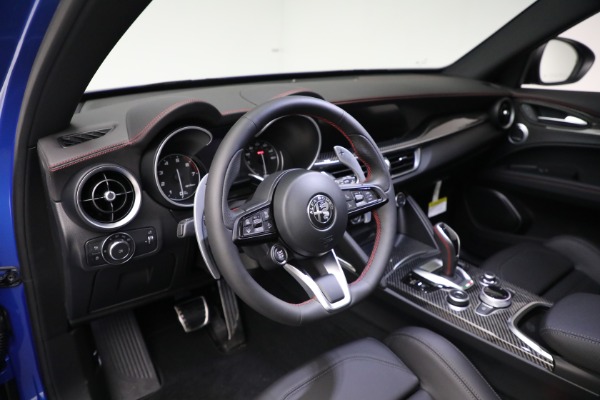 New 2023 Alfa Romeo Stelvio Estrema for sale $63,625 at Bugatti of Greenwich in Greenwich CT 06830 14