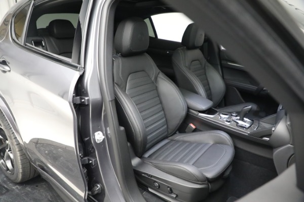 New 2023 Alfa Romeo Stelvio Quadrifoglio for sale $90,920 at Bugatti of Greenwich in Greenwich CT 06830 14