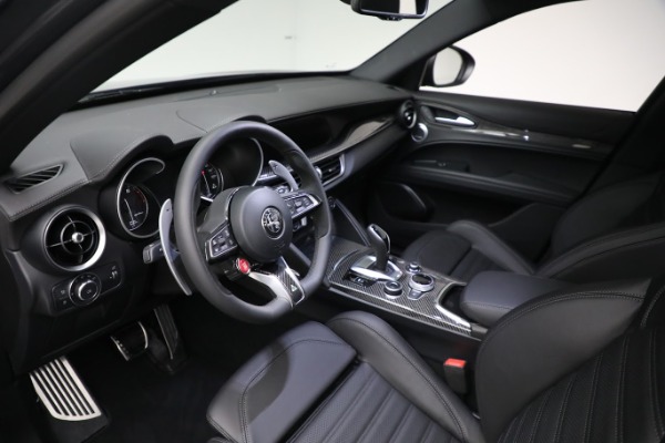 New 2023 Alfa Romeo Stelvio Quadrifoglio for sale $90,920 at Bugatti of Greenwich in Greenwich CT 06830 17