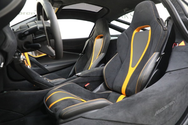 Used 2018 McLaren 720S Performance for sale $289,900 at Bugatti of Greenwich in Greenwich CT 06830 19