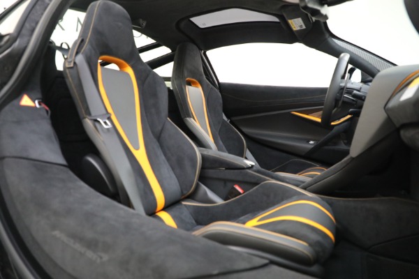 Used 2018 McLaren 720S Performance for sale $289,900 at Bugatti of Greenwich in Greenwich CT 06830 23