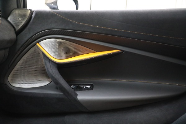 Used 2018 McLaren 720S Performance for sale $289,900 at Bugatti of Greenwich in Greenwich CT 06830 24