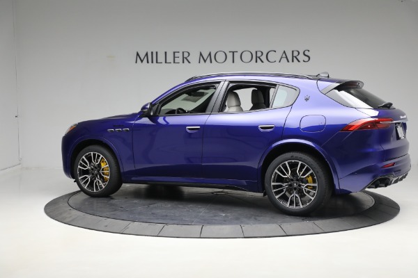 New 2023 Maserati Grecale Modena for sale $86,697 at Bugatti of Greenwich in Greenwich CT 06830 4
