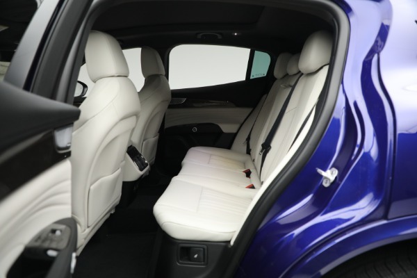 New 2023 Maserati Grecale Modena for sale $71,384 at Bugatti of Greenwich in Greenwich CT 06830 17