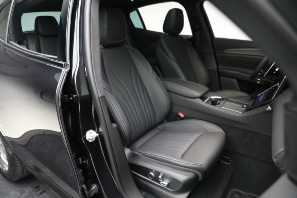 New 2023 Maserati Grecale GT for sale $73,797 at Bugatti of Greenwich in Greenwich CT 06830 18