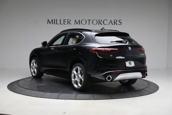 New 2023 Alfa Romeo Stelvio Ti Lusso for sale Sold at Bugatti of Greenwich in Greenwich CT 06830 5