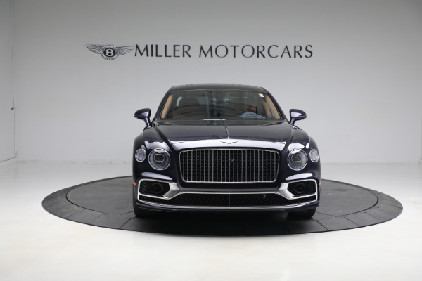 New 2023 Bentley Flying Spur V8 for sale $239,555 at Bugatti of Greenwich in Greenwich CT 06830 14