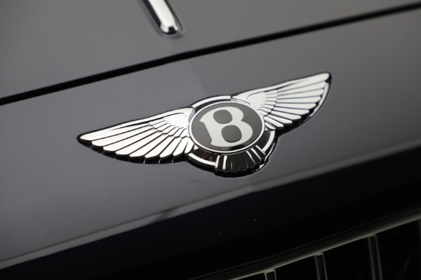 New 2023 Bentley Flying Spur V8 for sale $239,555 at Bugatti of Greenwich in Greenwich CT 06830 16