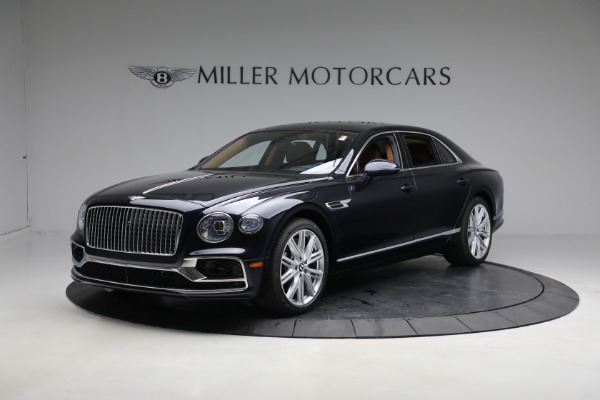 New 2023 Bentley Flying Spur V8 for sale $239,555 at Bugatti of Greenwich in Greenwich CT 06830 2