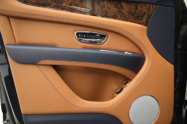 New 2023 Bentley Bentayga V8 for sale Sold at Bugatti of Greenwich in Greenwich CT 06830 19