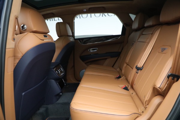 New 2023 Bentley Bentayga V8 for sale $233,825 at Bugatti of Greenwich in Greenwich CT 06830 24