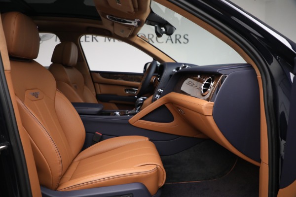 New 2023 Bentley Bentayga V8 for sale $233,825 at Bugatti of Greenwich in Greenwich CT 06830 28