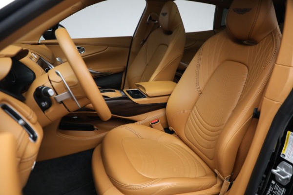 Used 2022 Aston Martin DBX for sale $169,900 at Bugatti of Greenwich in Greenwich CT 06830 15