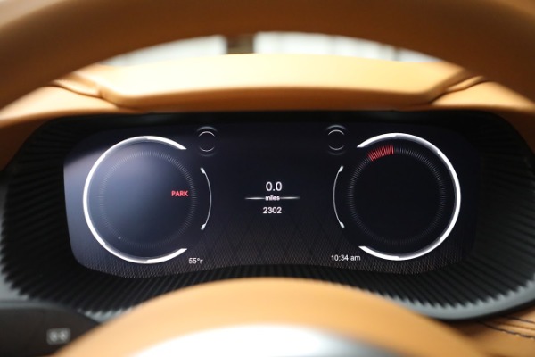 Used 2022 Aston Martin DBX for sale $169,900 at Bugatti of Greenwich in Greenwich CT 06830 19