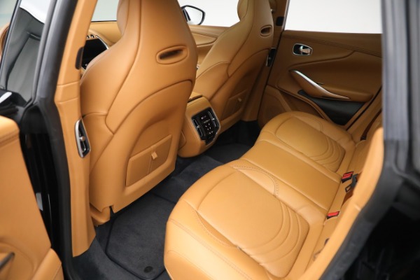 Used 2022 Aston Martin DBX for sale $169,900 at Bugatti of Greenwich in Greenwich CT 06830 21