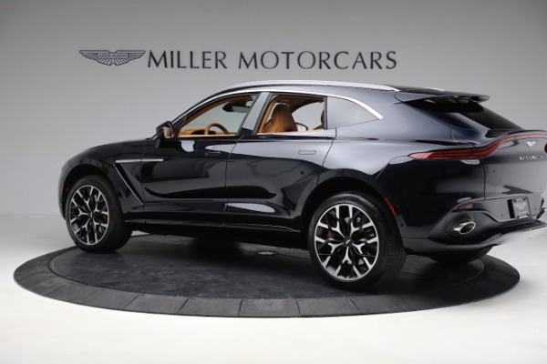 Used 2022 Aston Martin DBX for sale $169,900 at Bugatti of Greenwich in Greenwich CT 06830 3