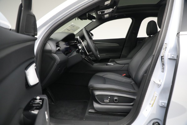 New 2023 Maserati Grecale GT for sale $70,197 at Bugatti of Greenwich in Greenwich CT 06830 14