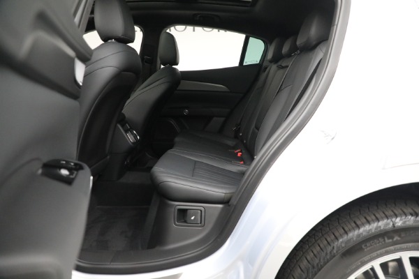 New 2023 Maserati Grecale GT for sale $70,197 at Bugatti of Greenwich in Greenwich CT 06830 16
