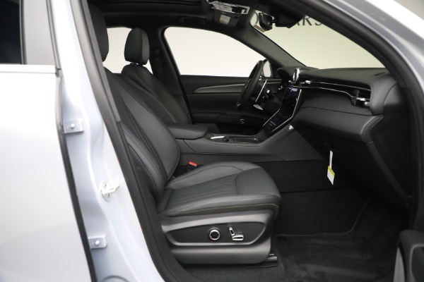 New 2023 Maserati Grecale GT for sale $70,197 at Bugatti of Greenwich in Greenwich CT 06830 18