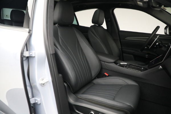 New 2023 Maserati Grecale GT for sale $70,197 at Bugatti of Greenwich in Greenwich CT 06830 19