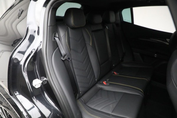 New 2023 Maserati Grecale Modena for sale $86,457 at Bugatti of Greenwich in Greenwich CT 06830 19
